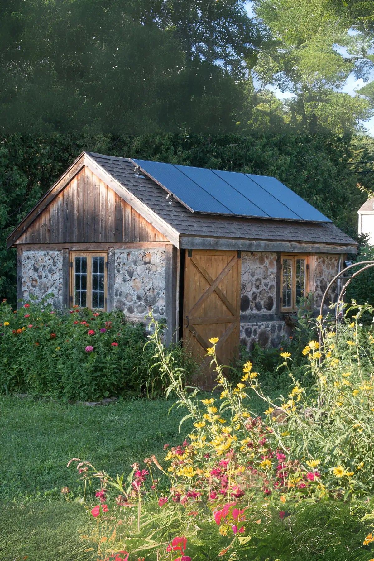 Welche Komponenten gehören zu einer Solaranlage?
