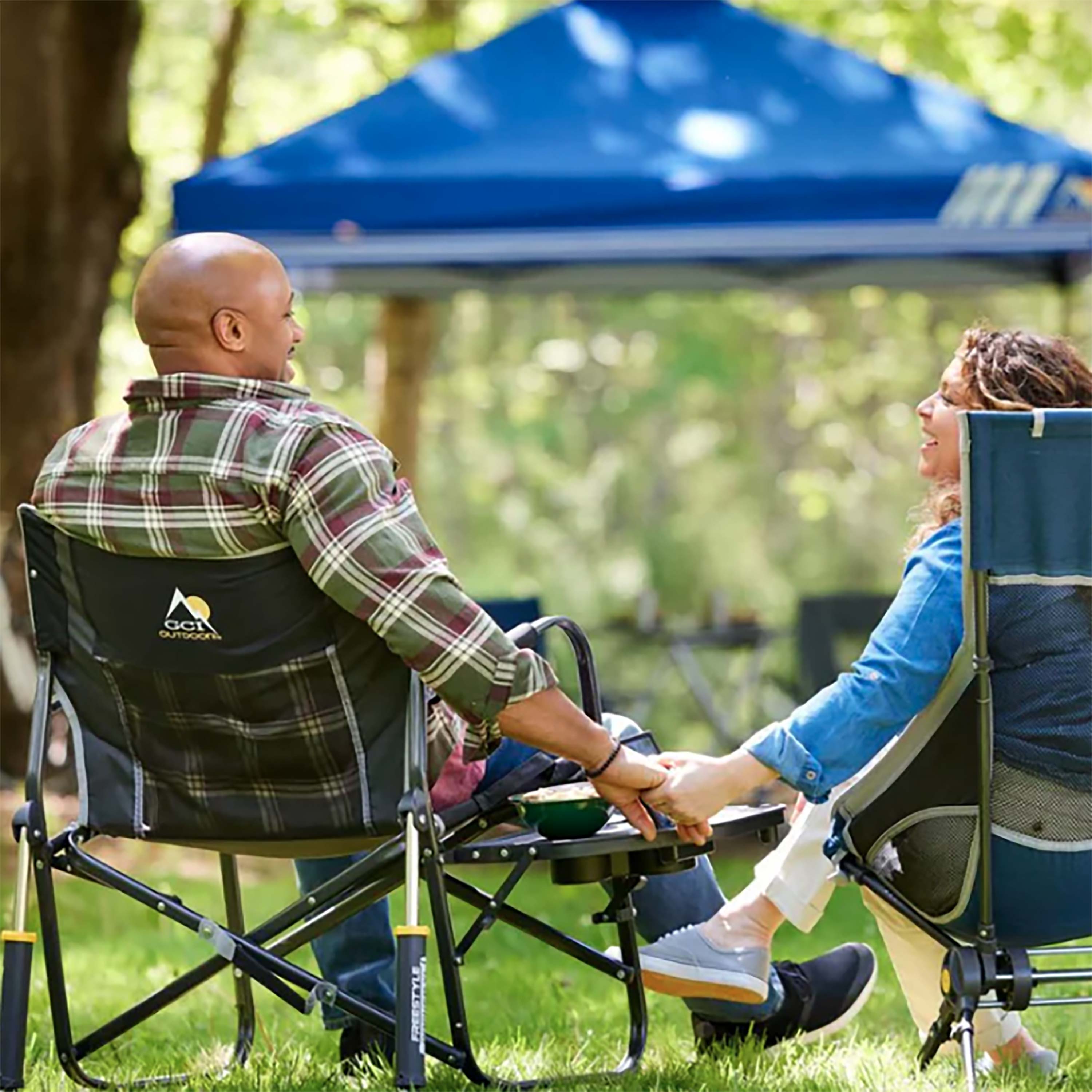 GCI Outdoor Freestyle Rocker XL Campingstuhl mit Seitentisch Black