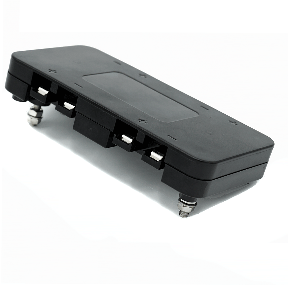 WATTSTUNDE® Anderson distributor 4 inputs for BAX battery boxes AV4BAX