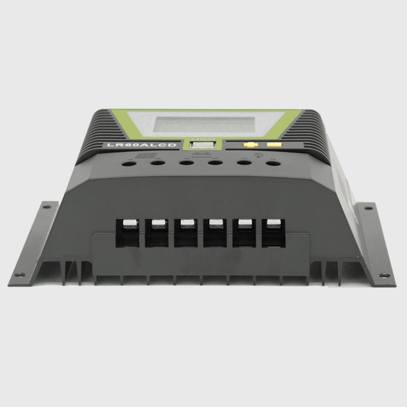 WATTSTUNDE® PWM Solar Laderegler 60A mit LCD-Anzeige und USB-Ports für 12V / 24V Systeme