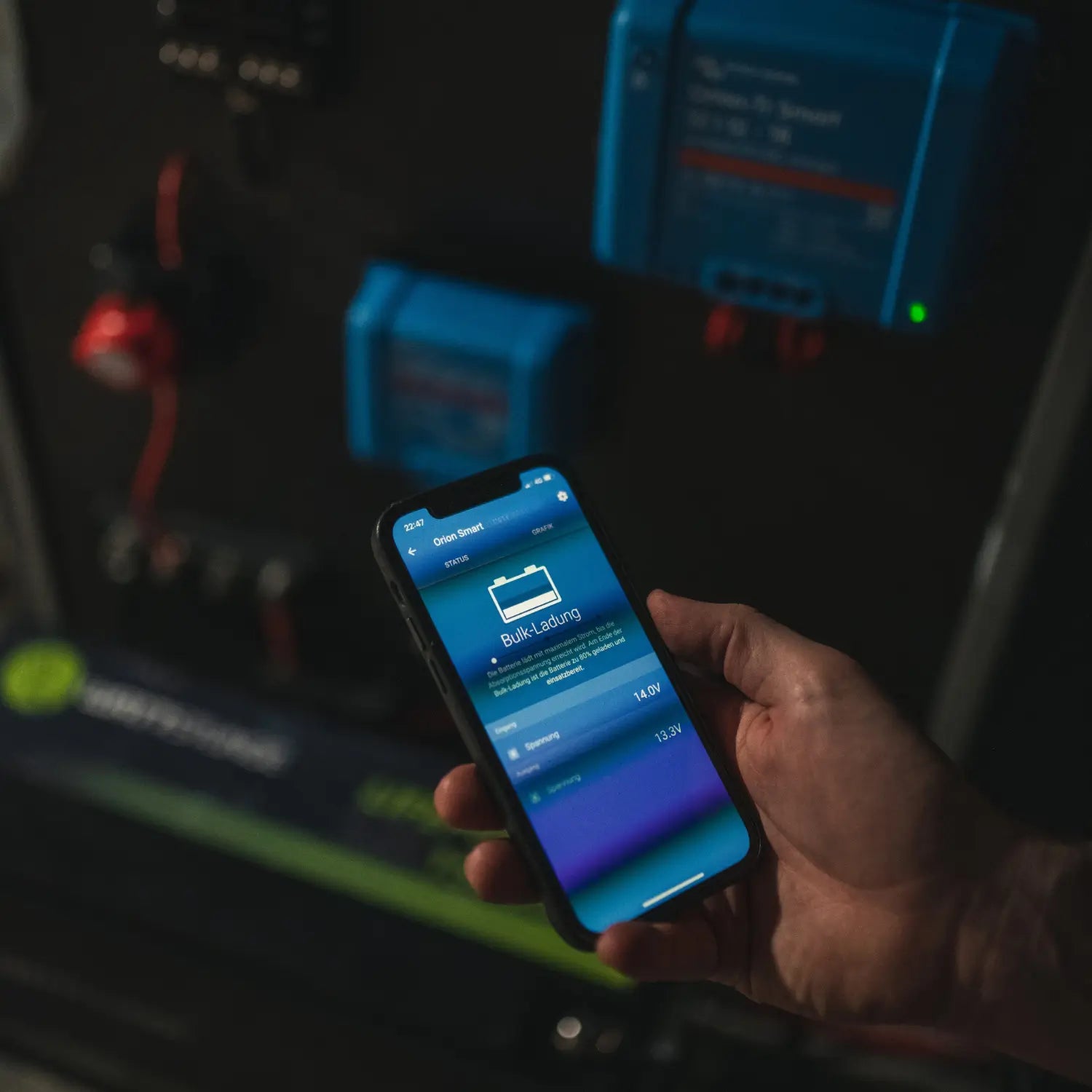 VICTRON ENERGY: Zuverlässige Energiesysteme für unterwegs und zuhause