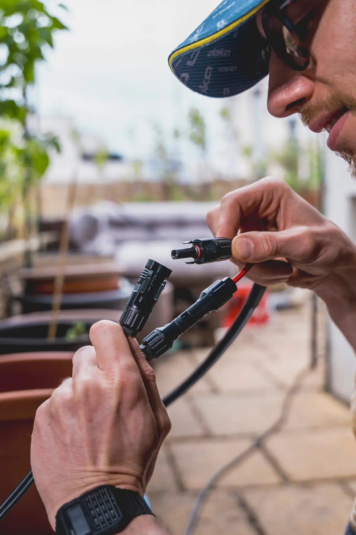 Reihen-, Parallel- oder Mischschaltung? Finde heraus, wie Du Deine Solarmodule am besten anschließt!