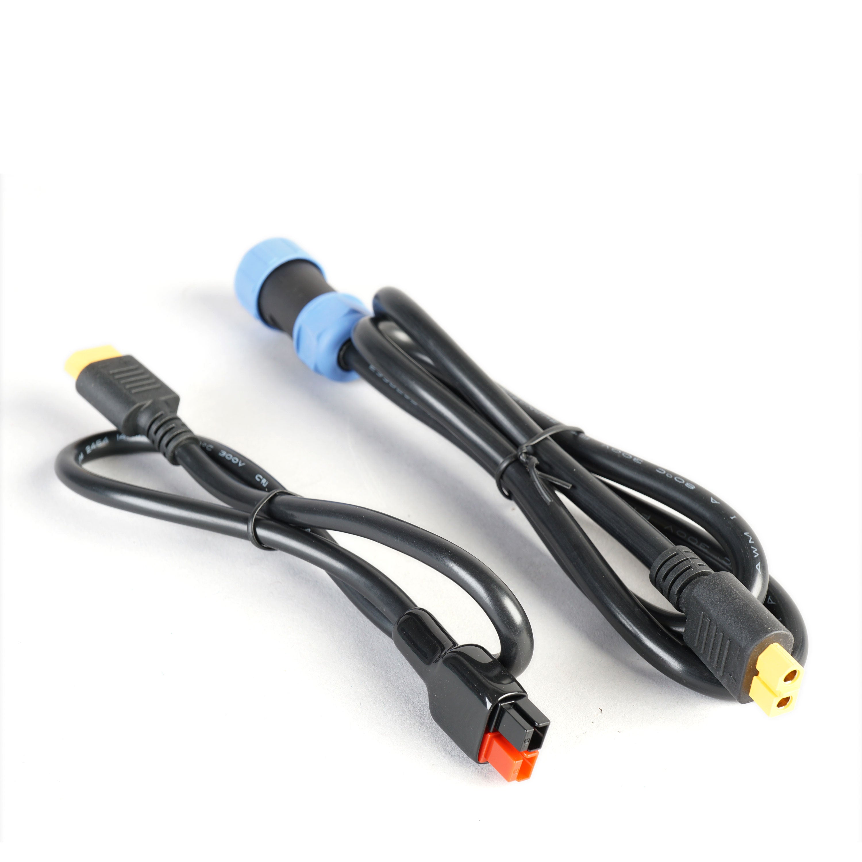 Bluetti Adapter 12V 30A Aviation XT60 auf SPC45