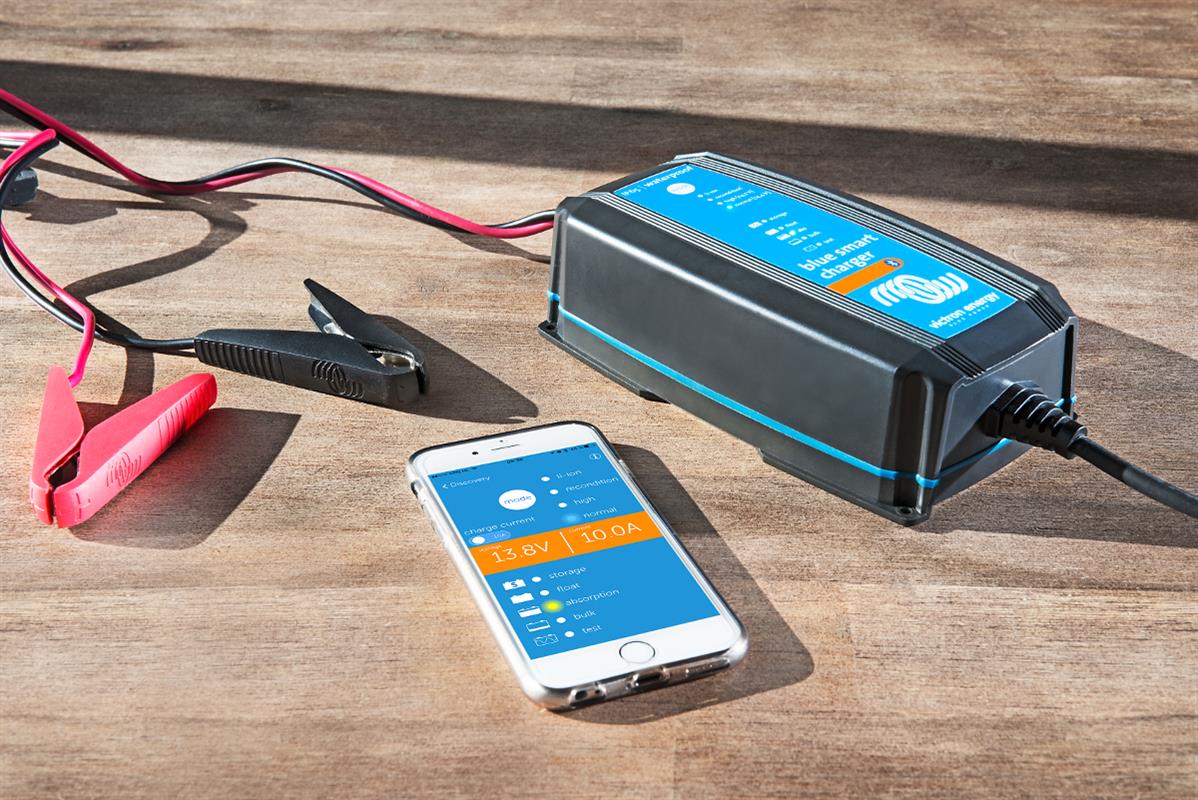 Victron Blue Smart IP65 battery charger Bluetooth 12/5 +DC cable