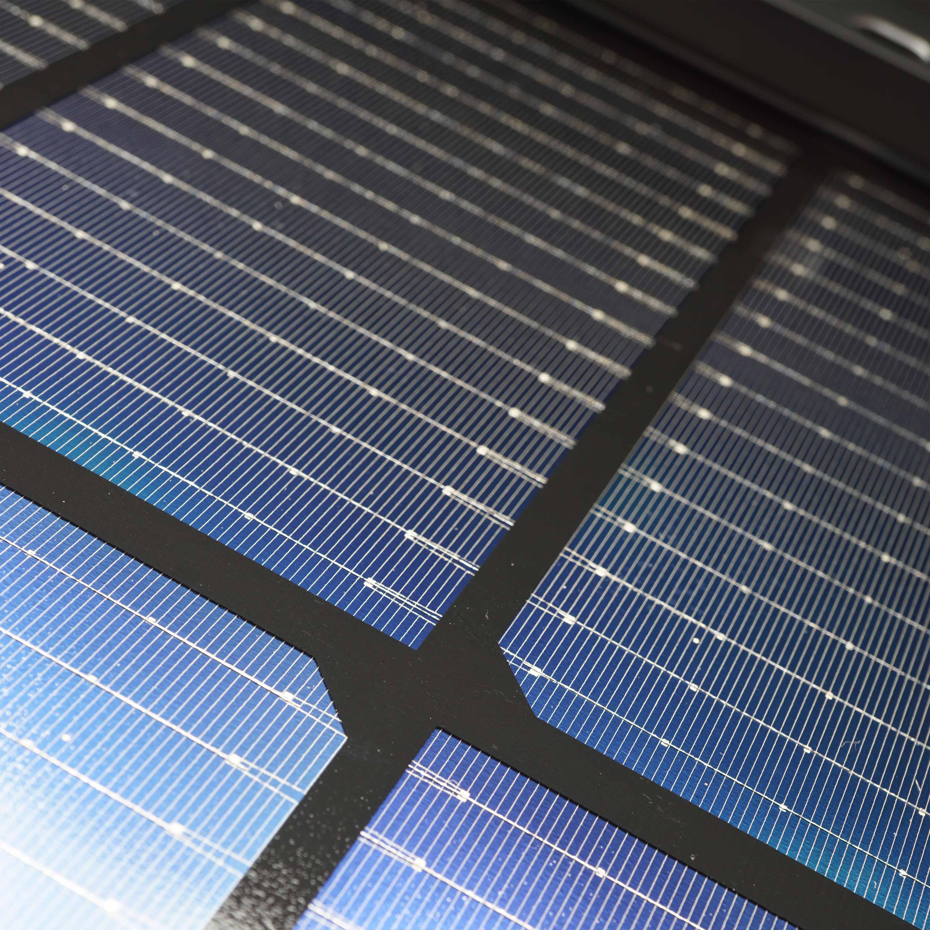 DAH Solar Frame Black and bifacial 500W